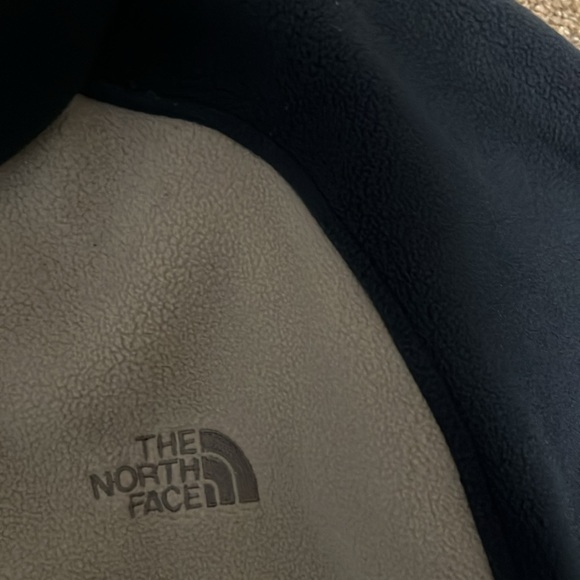 EUC Mens The Northface XL Beige/Navy - Picture 3 of 4